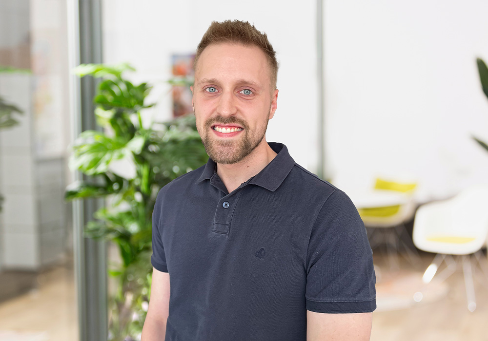 Lars Tschernay Lars Tschernay